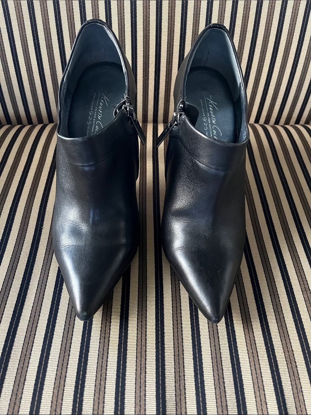 Kenneth Cole Black Leather Pointed-Toe 925 Comfort Ankle Booties – Women's 6M